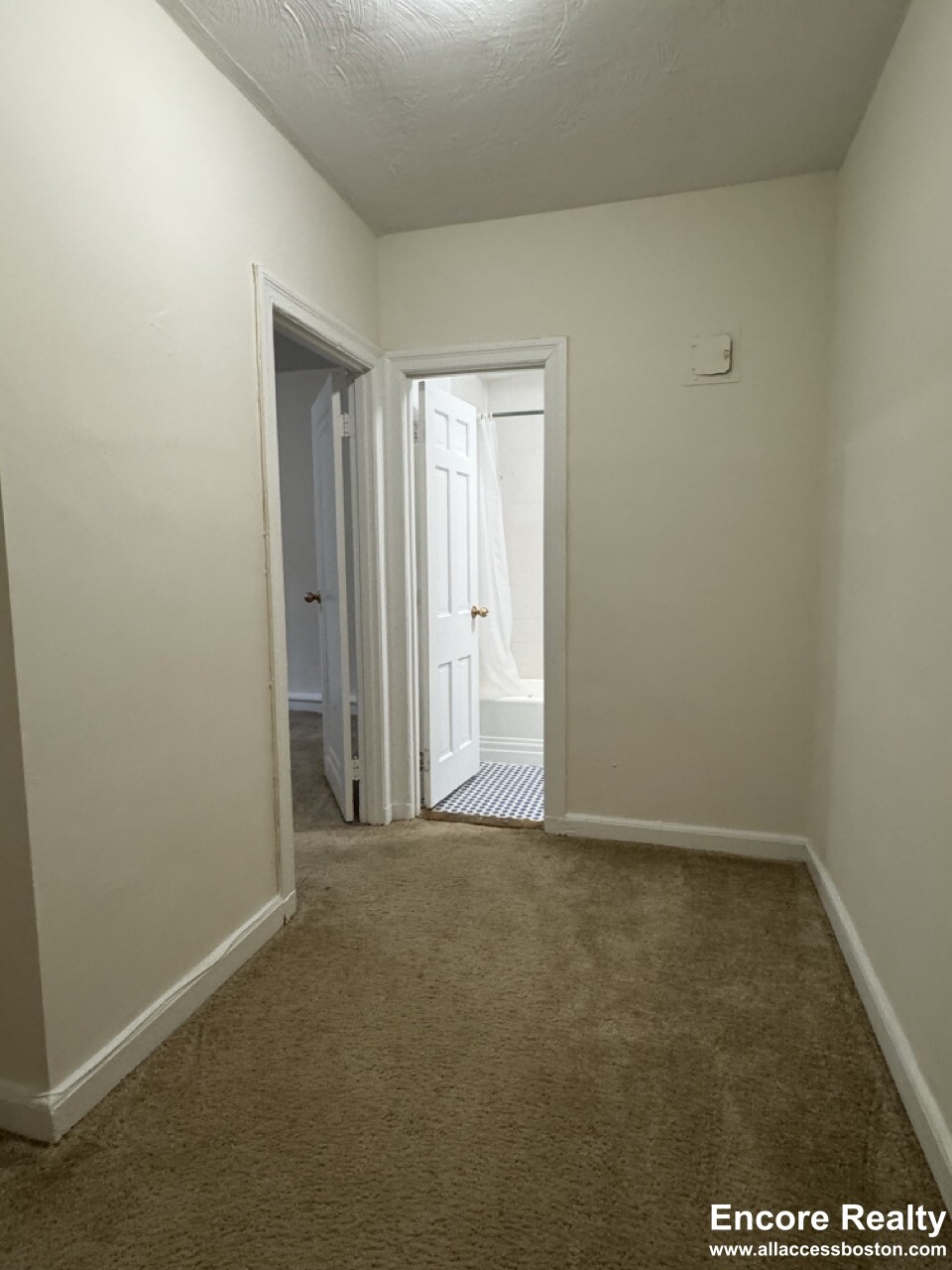 100 Sewall Ave, Brookline