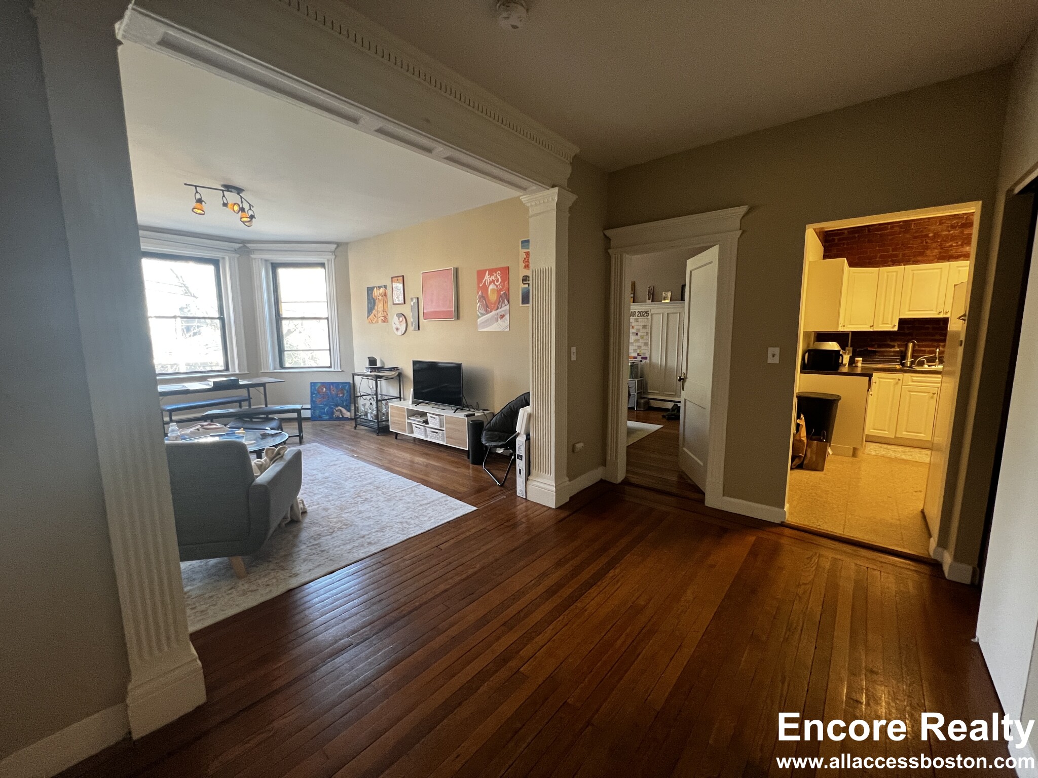 11 Stearns Rd, Coolidge Corner