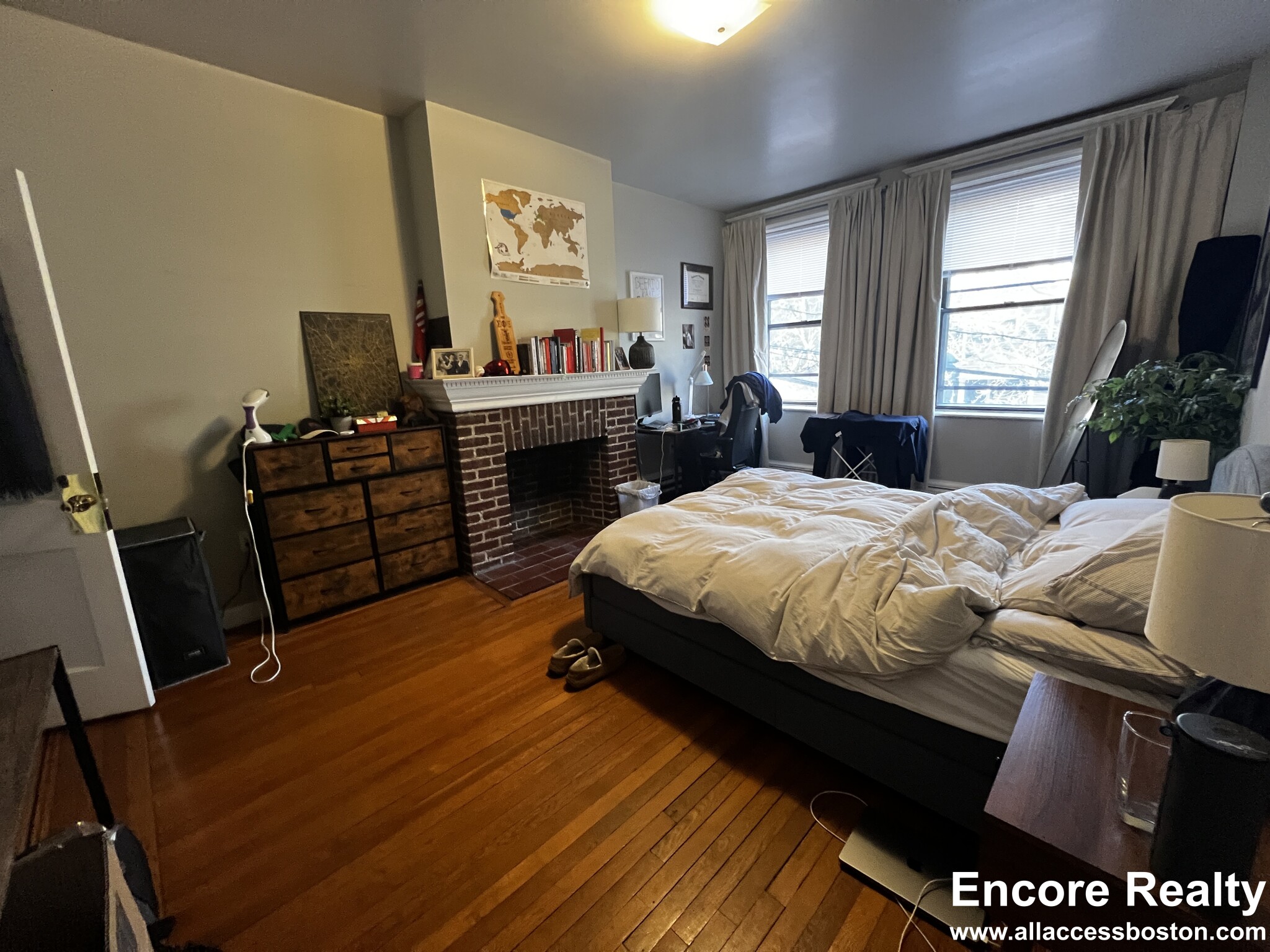 11 Stearns Rd, Coolidge Corner