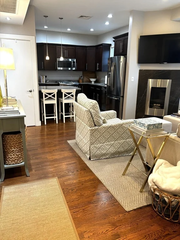 177 E St, South Boston