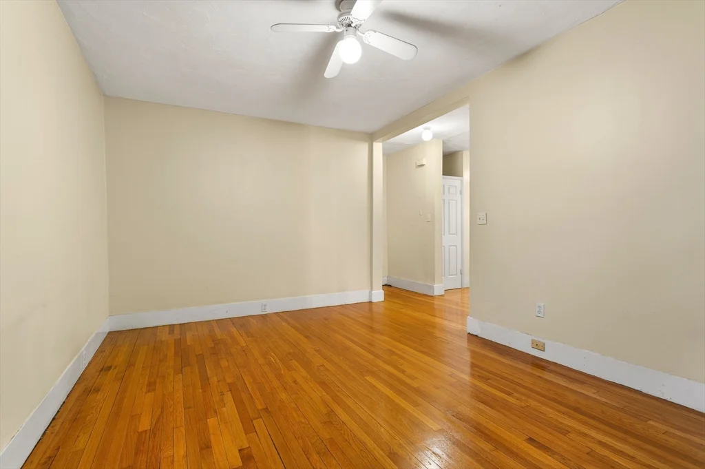590 Washington St, Coolidge Corner