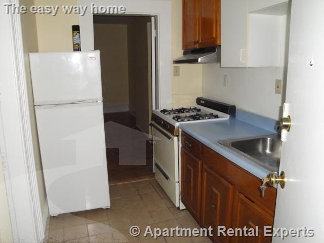 1 bed, 1 bath apartment for rent at 89 Hancock St Unit 3, Central Square