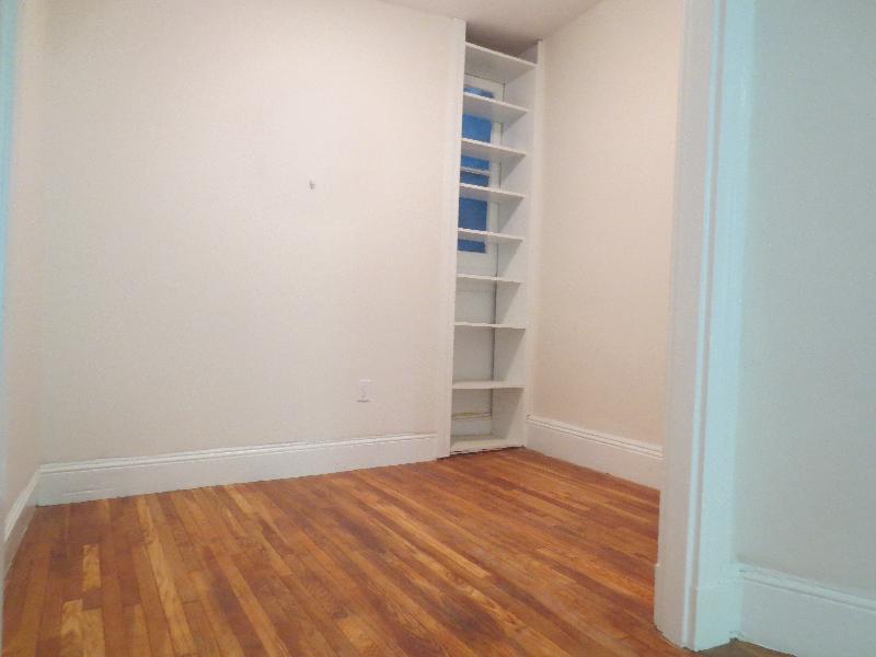 3 bed, 2 bath apartment for rent at 49 St Germain Unit 1, Back Bay — photo 2 of 13