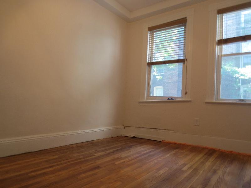 3 bed, 2 bath apartment for rent at 49 St Germain Unit 1, Back Bay — photo 7 of 13