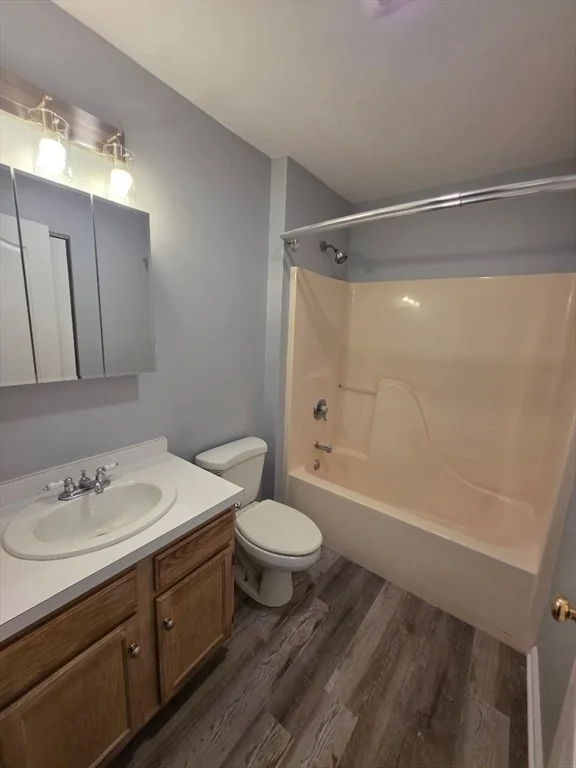 200 Falls Blvd, Quincy