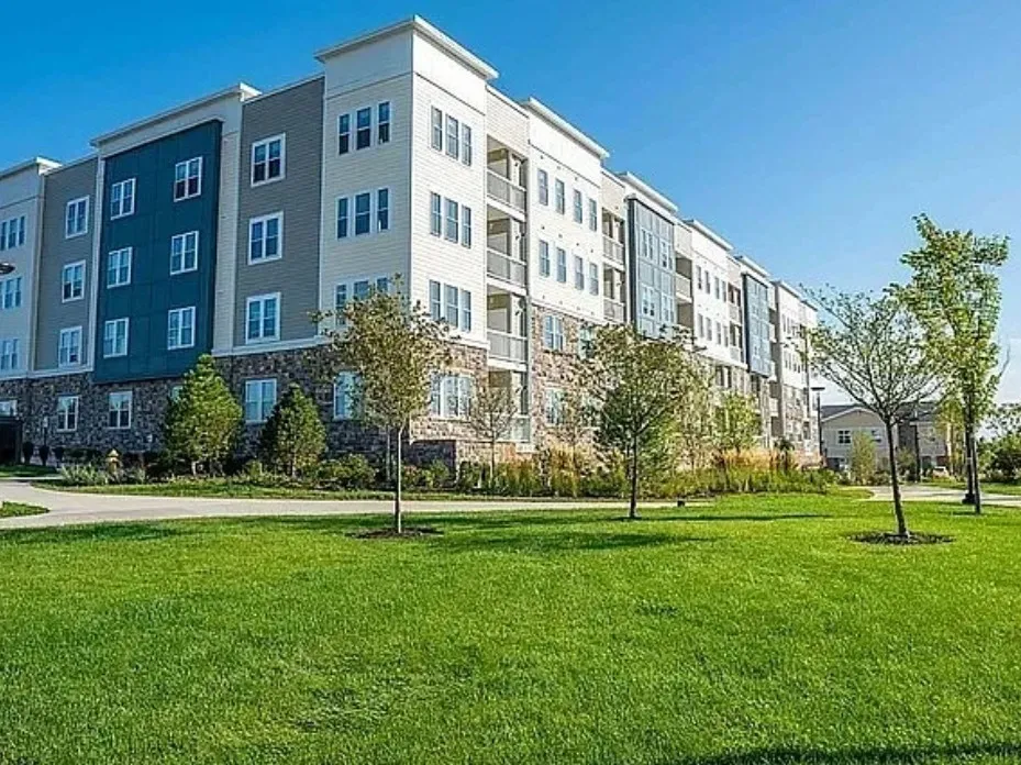 4 Winslow Ln, Grafton