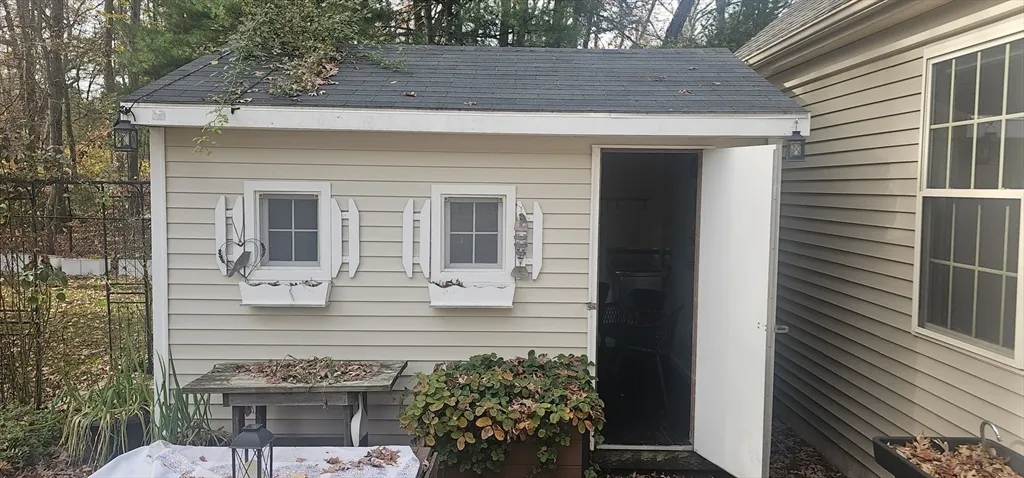 227 Thurber Ave, Attleboro