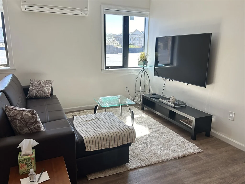 64 Salem St, Medford