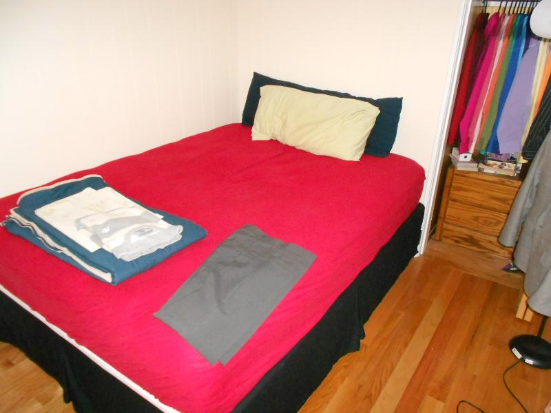 1055 Beacon St, Longwood