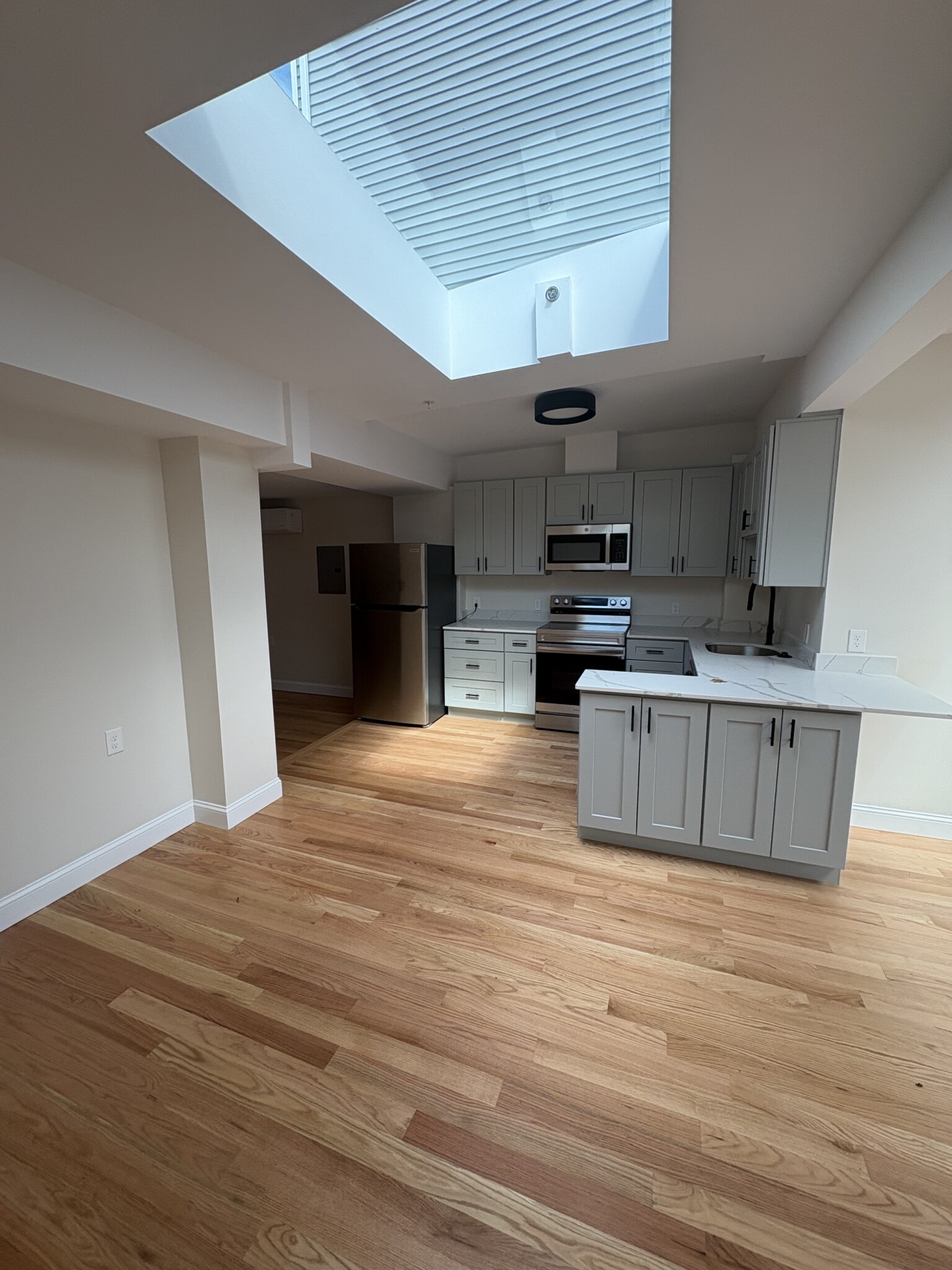 202 Elm St, North Cambridge