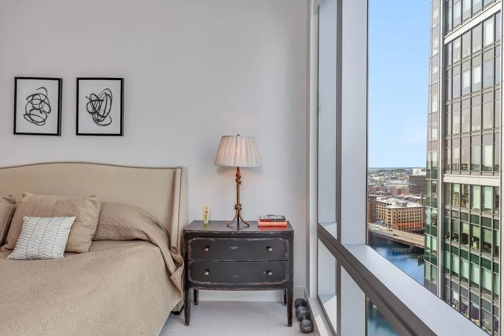 500 Atlantic Ave, Waterfront