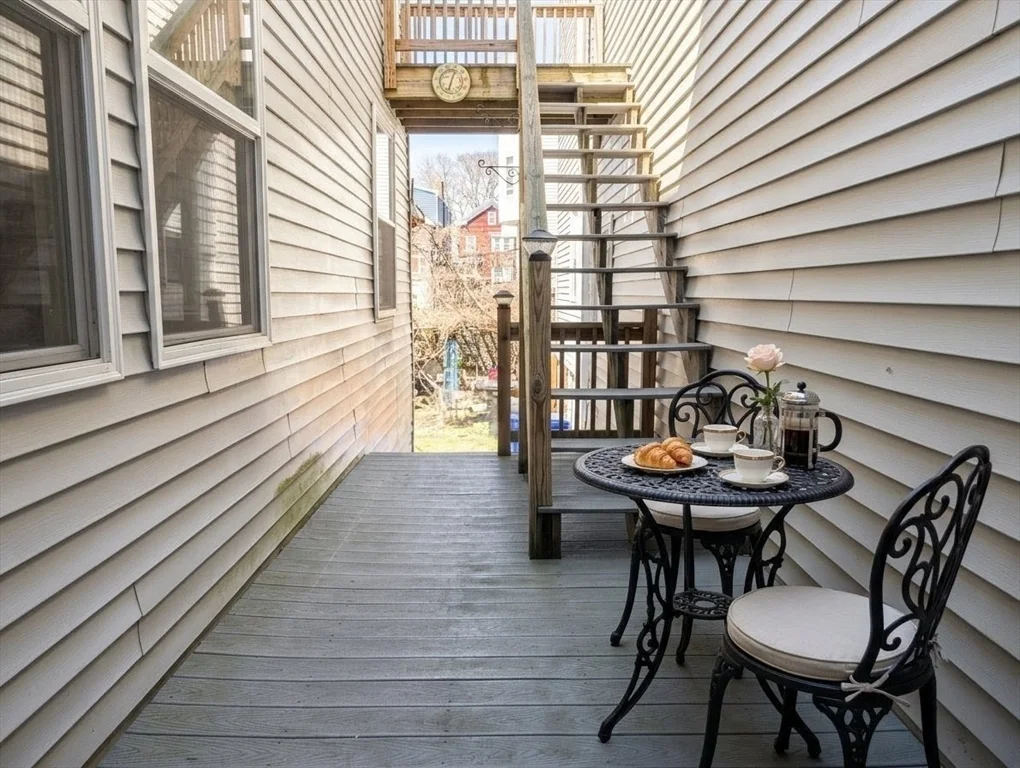536 E 7th St, South Boston