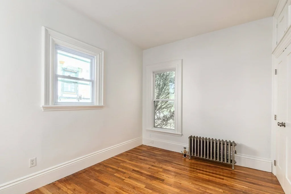 14 Evergreen, Winter Hill