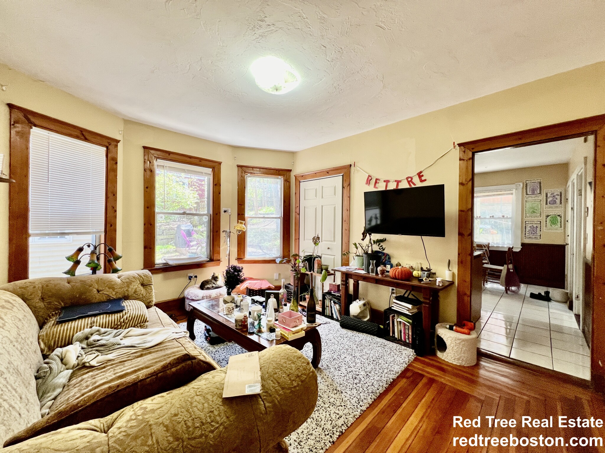 69 Woodlawn St, Jamaica Plain