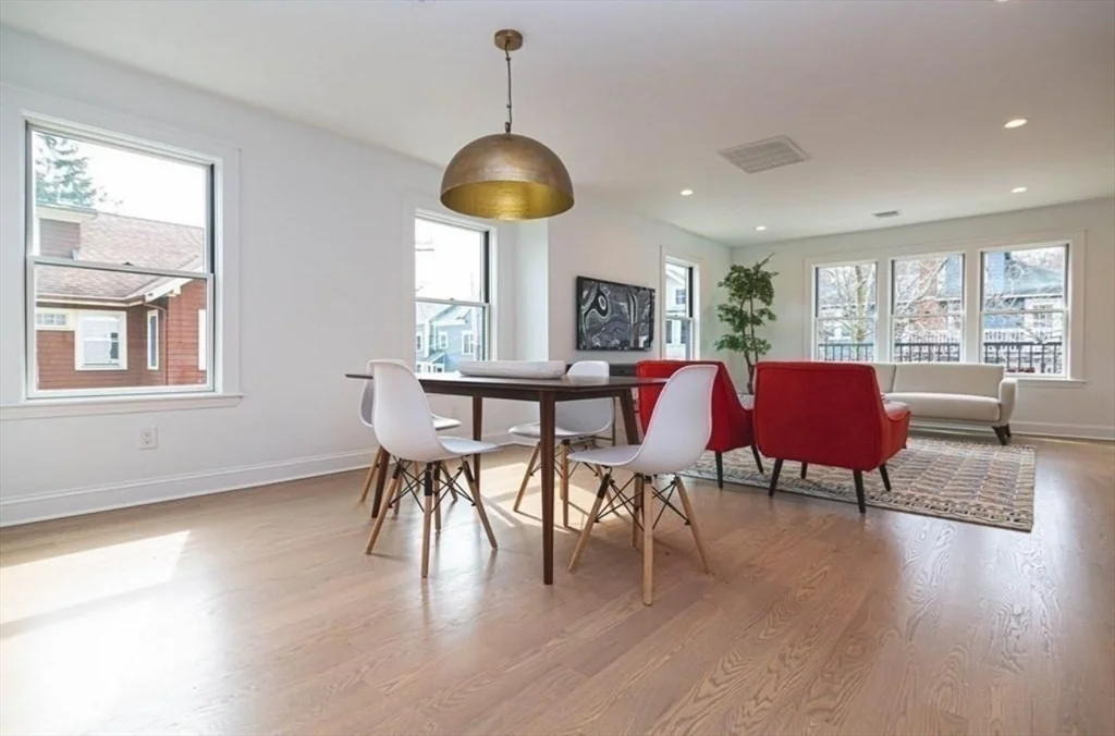 17 Higgins St, Arlington