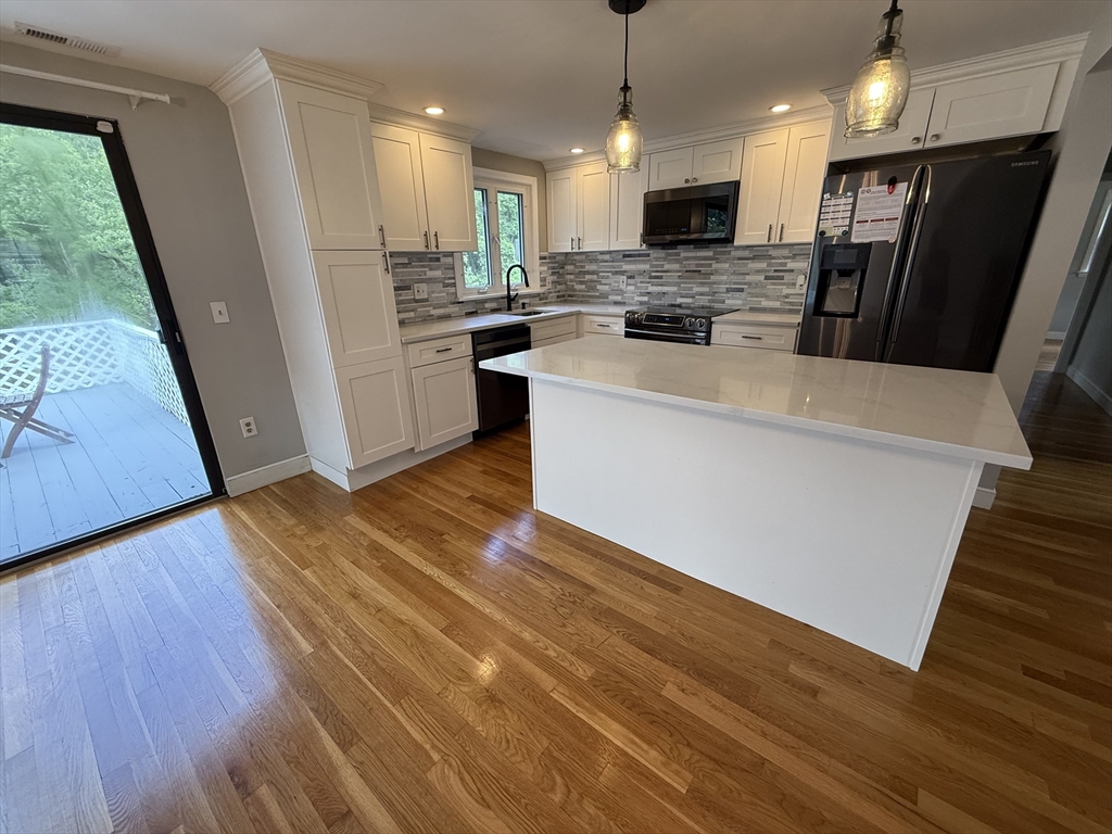 330 Swains Pond Ave, Melrose