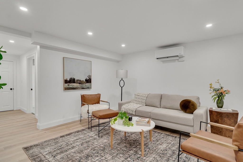 54 Park St, Ward Two