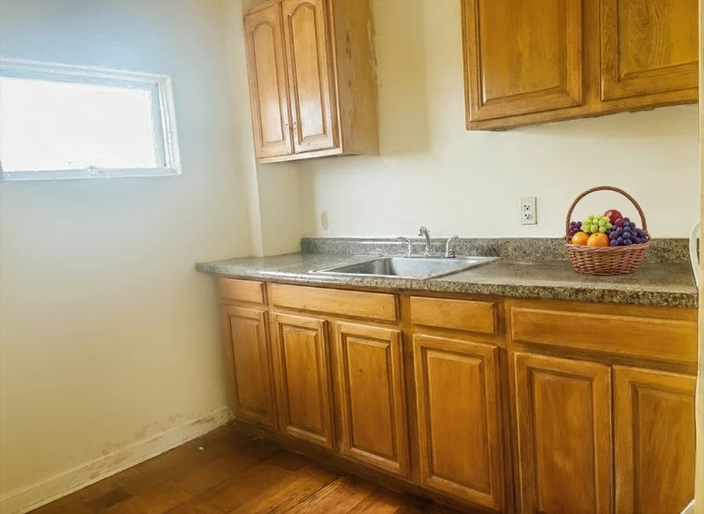 23 Winslow Ave, Brockton