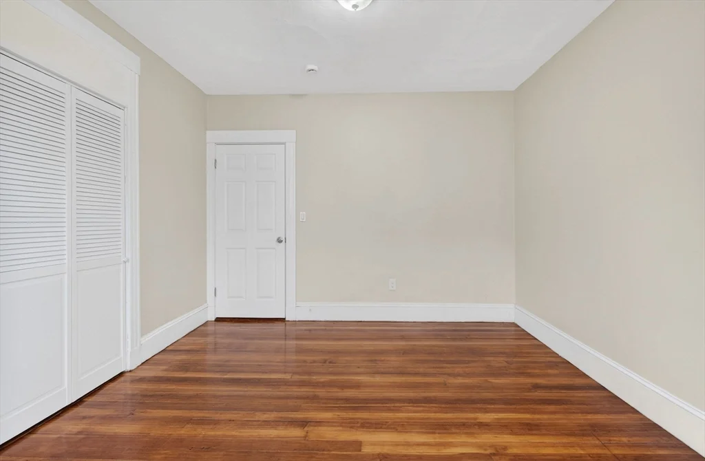 64 Topliff, Dorchester