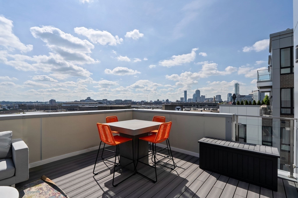 20 W 5th, South Boston