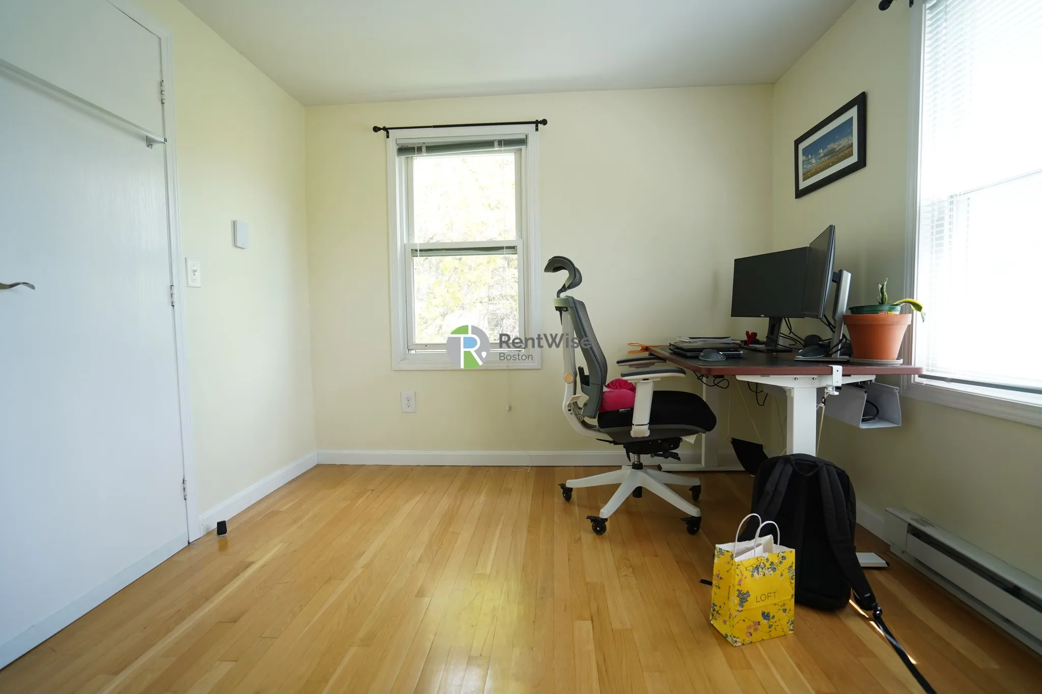 77 Knowlton St, East Somerville