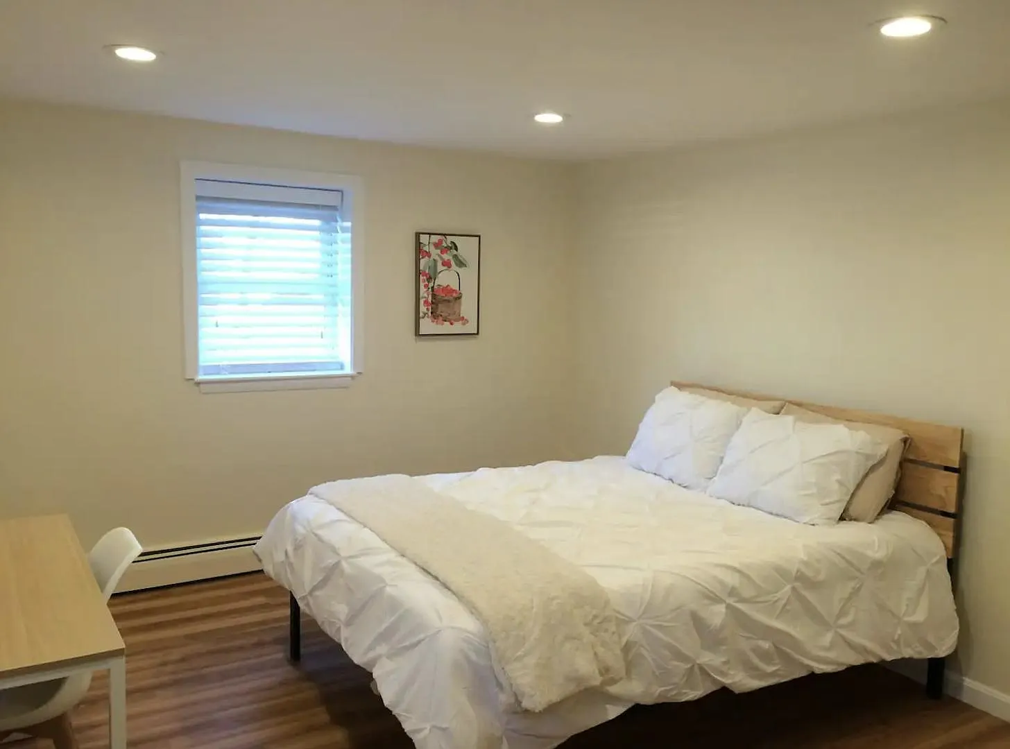 71 Oxford Ave, Strawberry Hill