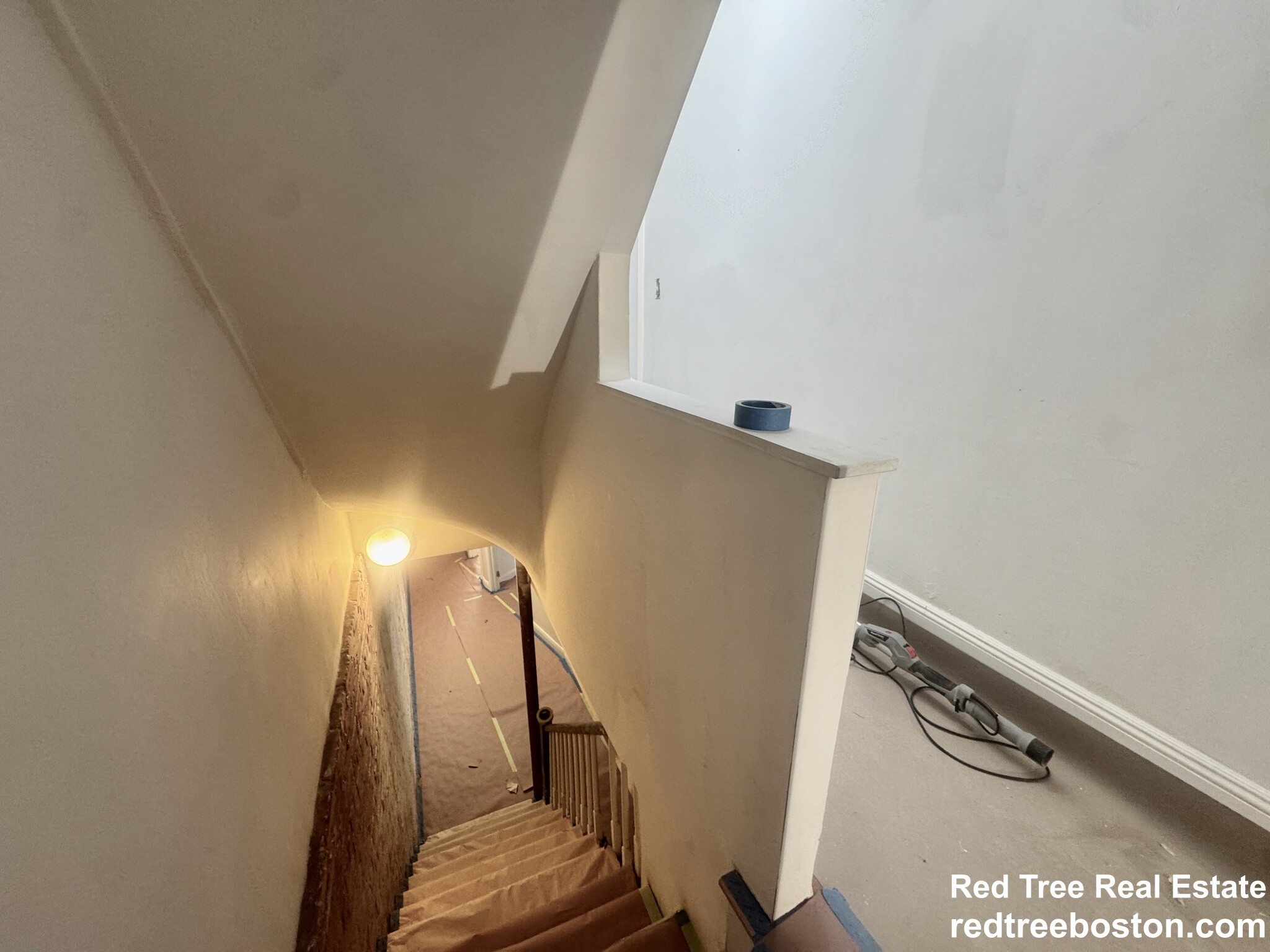 14 Quint Ave, Allston