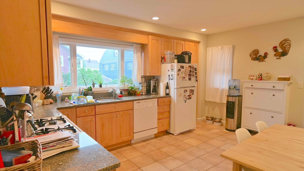 443 Broadway, Winter Hill