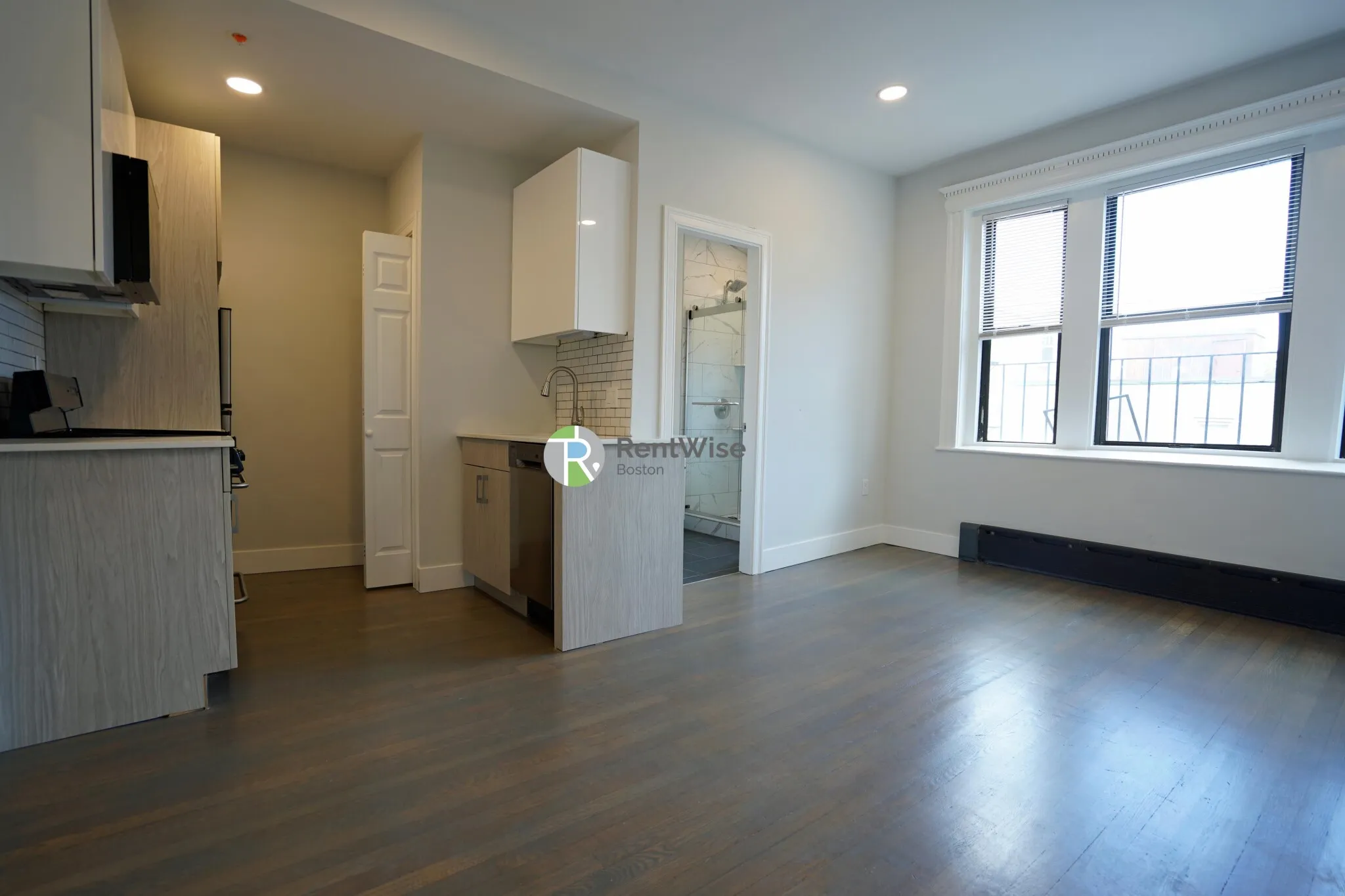 11 Queensberry St, Fenway
