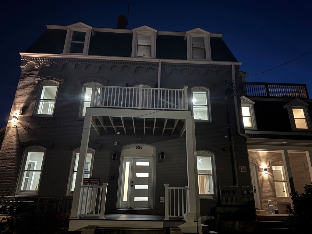 589 Haverhill St, Lawrence