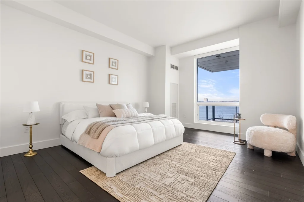 22 Liberty, Seaport District