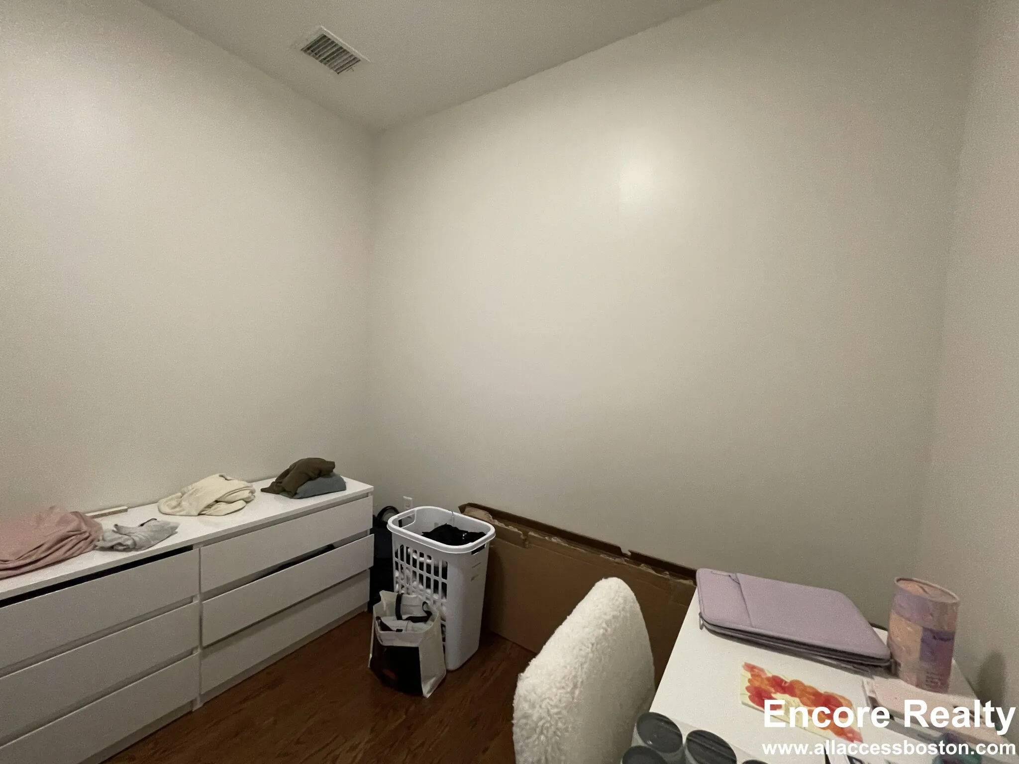 455 Harvard St, North Brookline