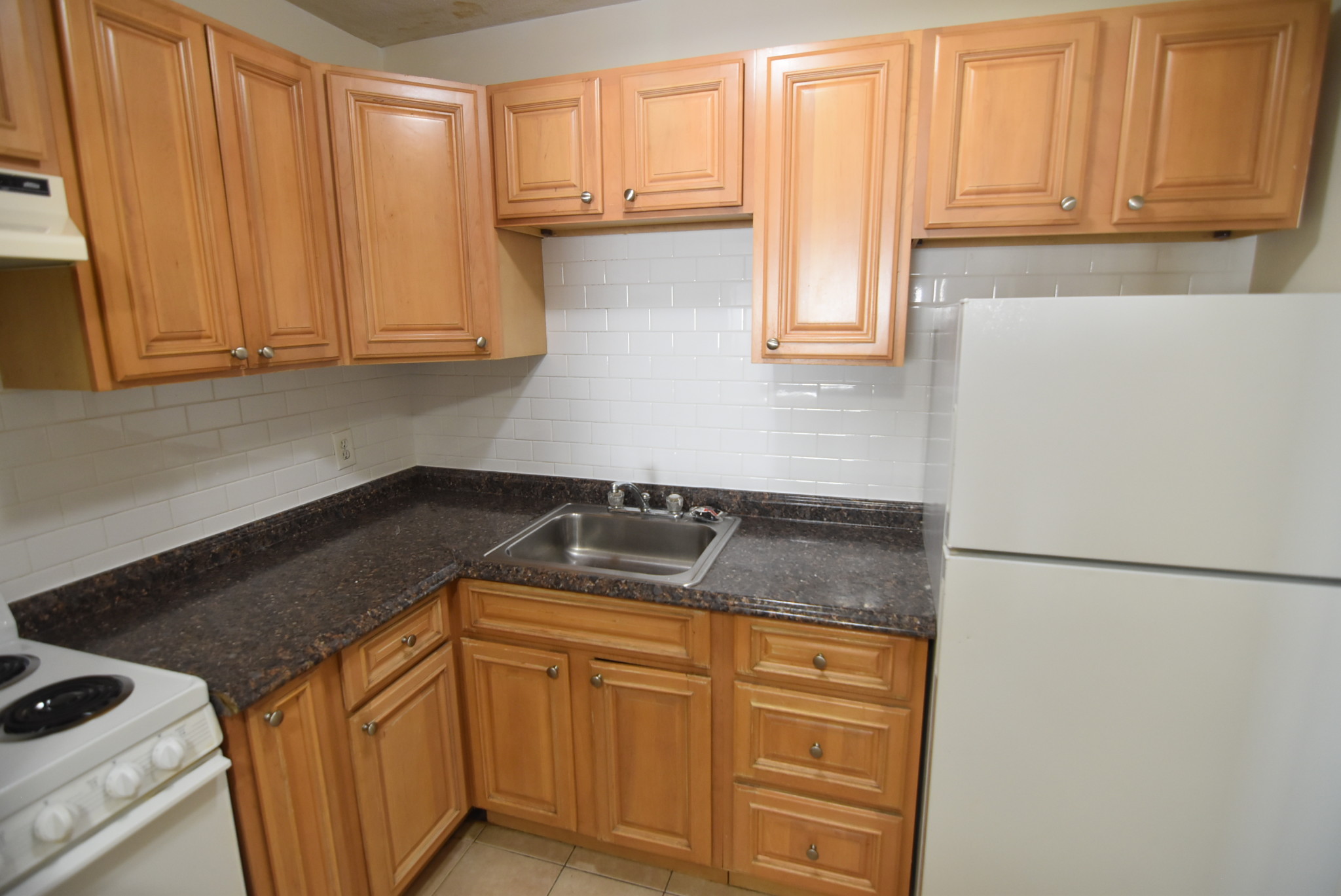 34 Gardner St, Allston