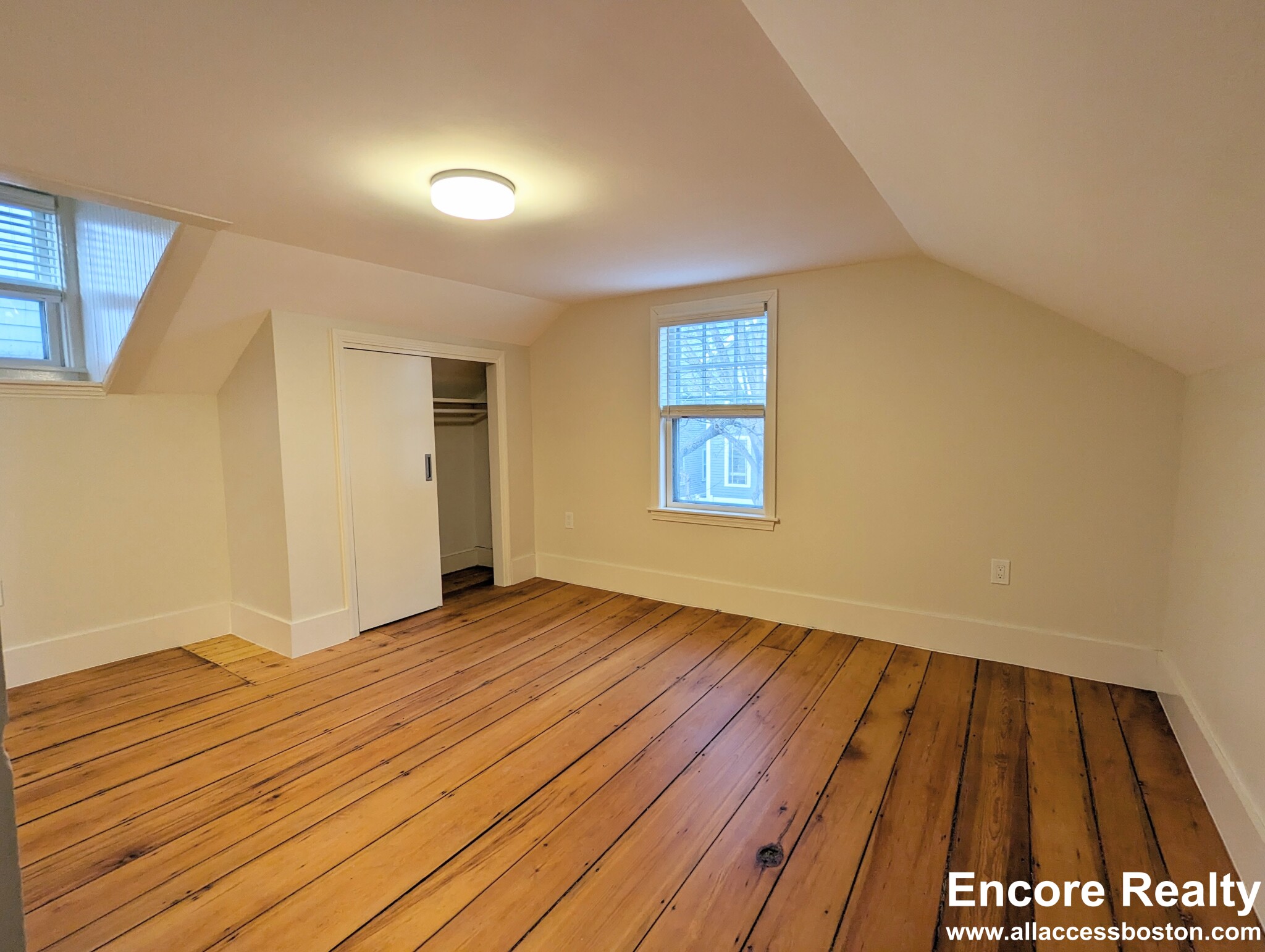 550 Franklin St, Riverside