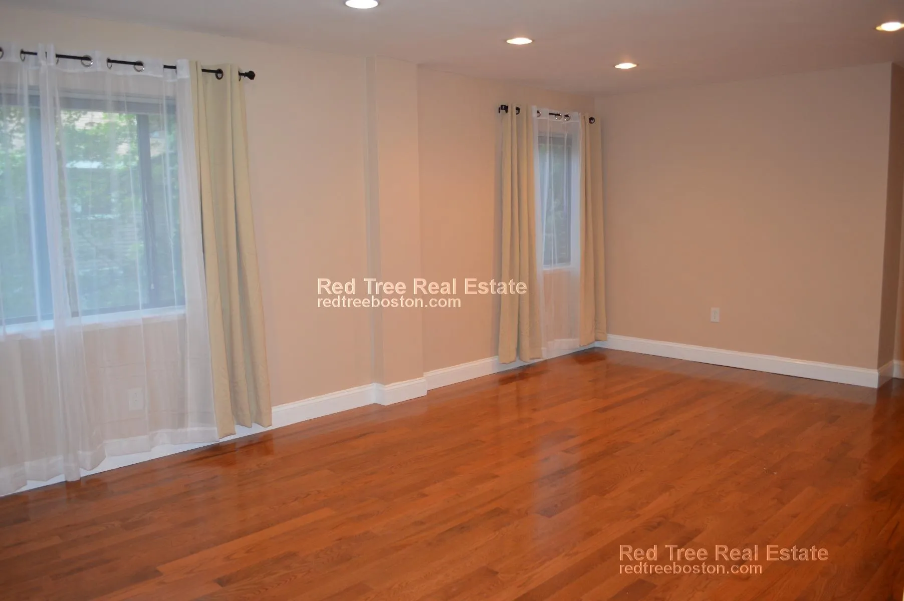 276 Chestnut Hill Ave, Brighton