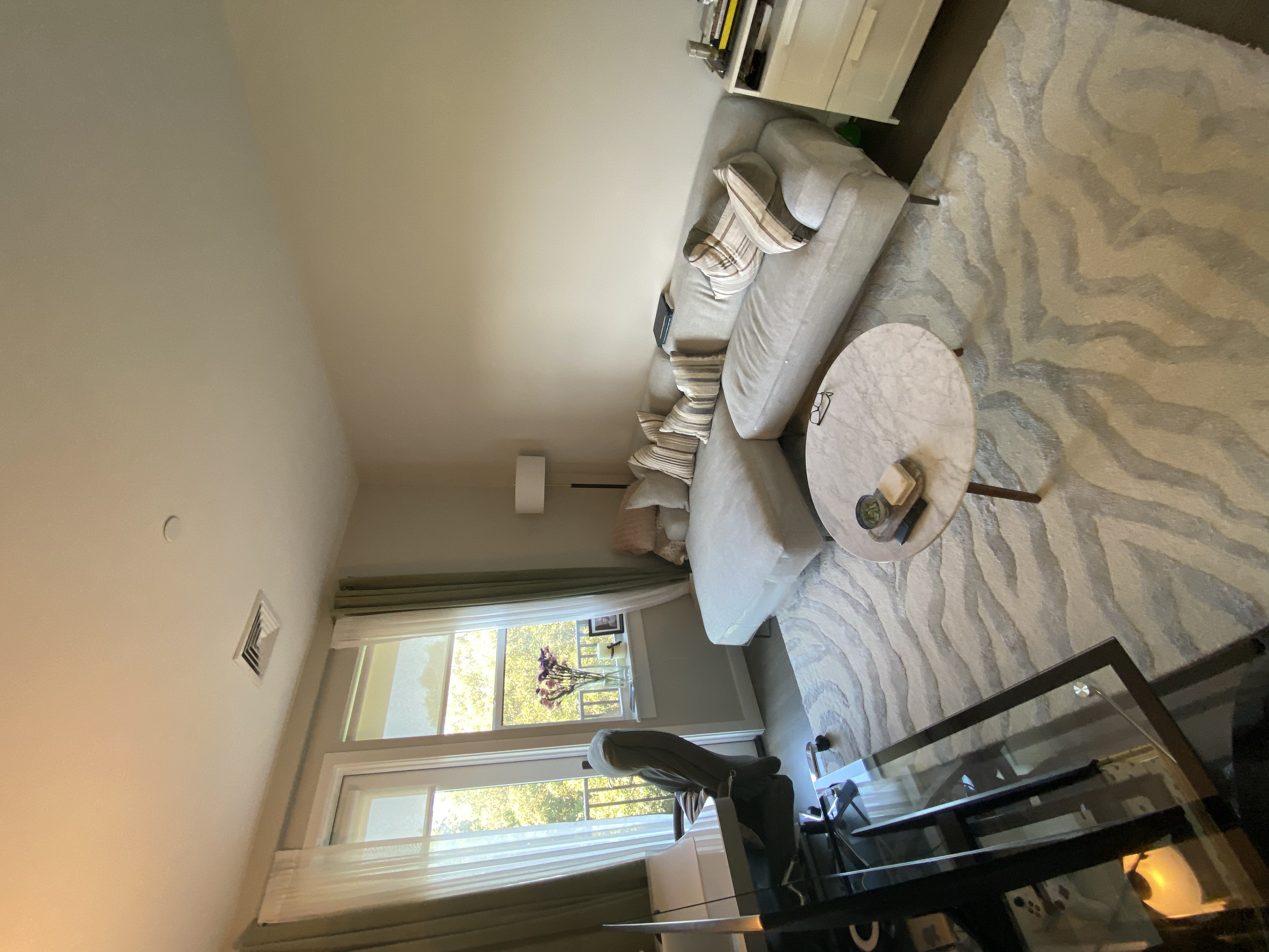 1 bed, 1 bath apartment for rent at 28 Bridge Unit 3, Quincy — photo 2 of 9