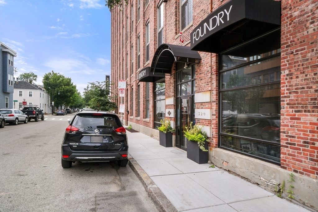 320 W Second, South Boston