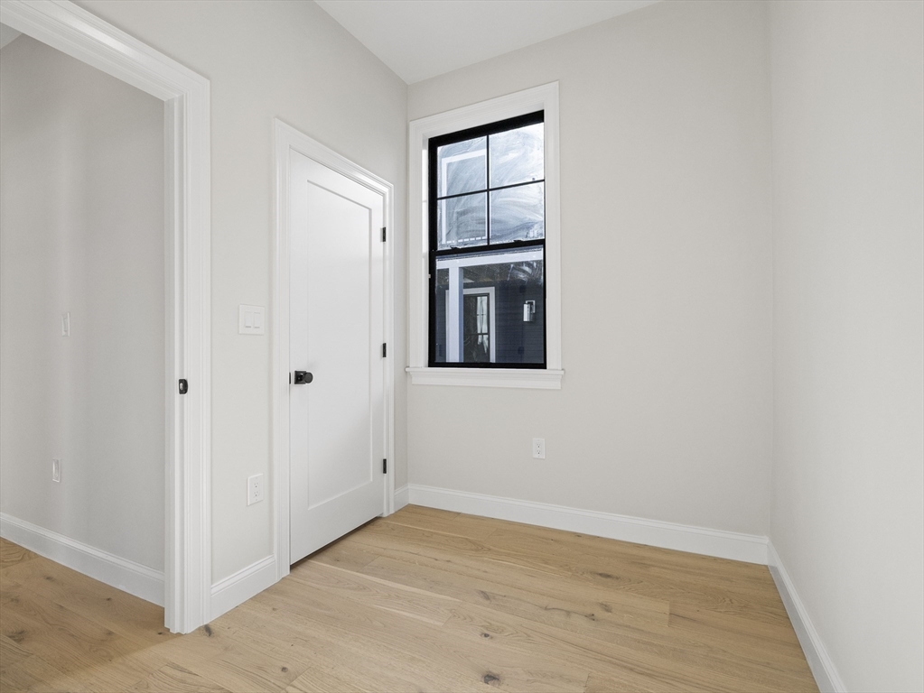 48 Woodward, South Boston