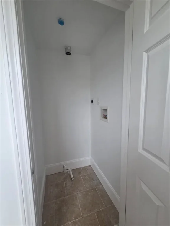 375 Crescent Ave, Chelsea
