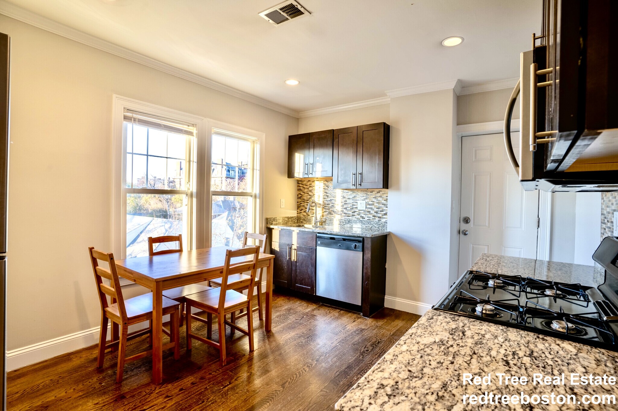 2971 Washington St, Roxbury