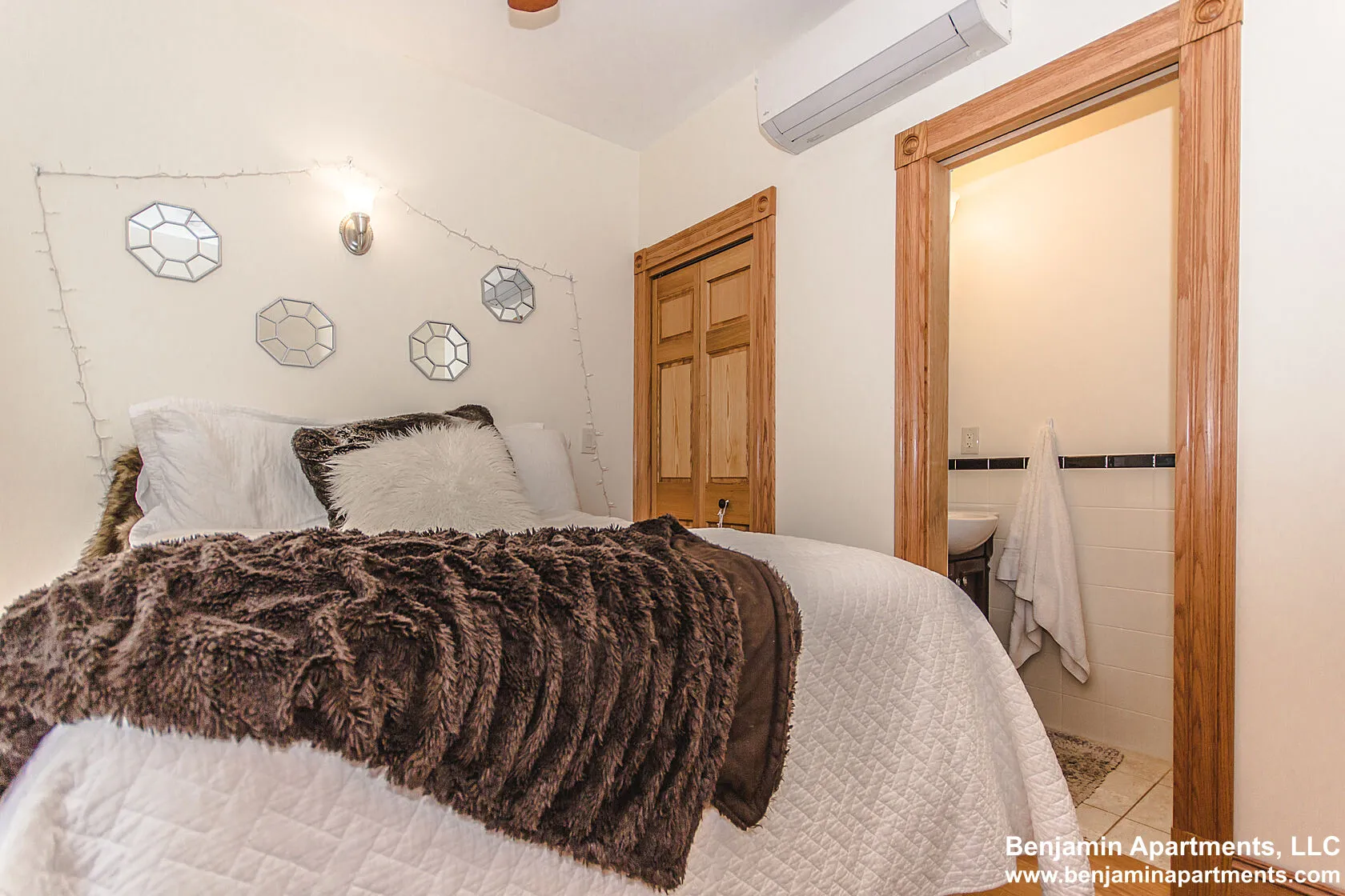 60 Phillips St, Beacon Hill