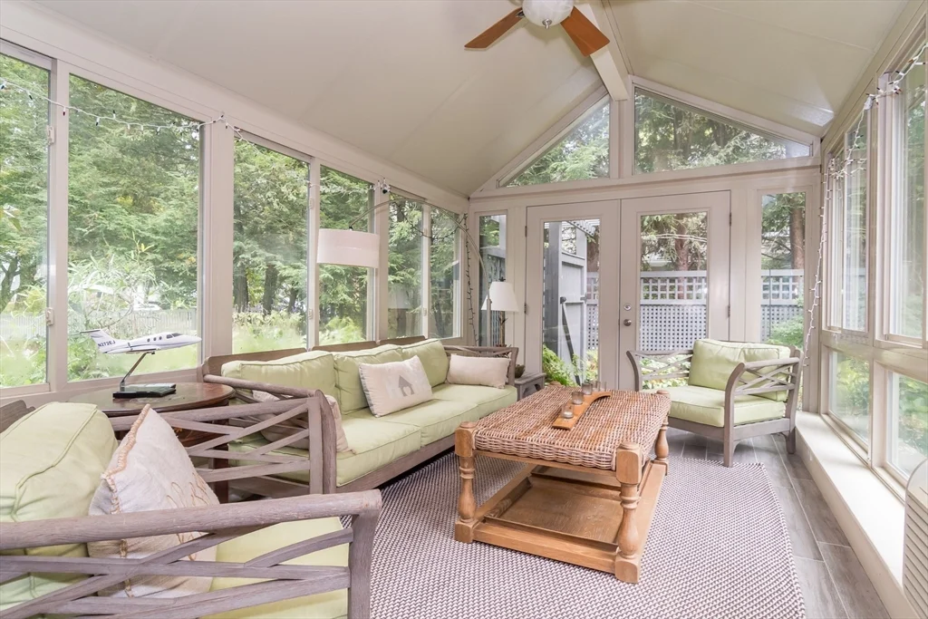 67 Whittier Rd, Wellesley