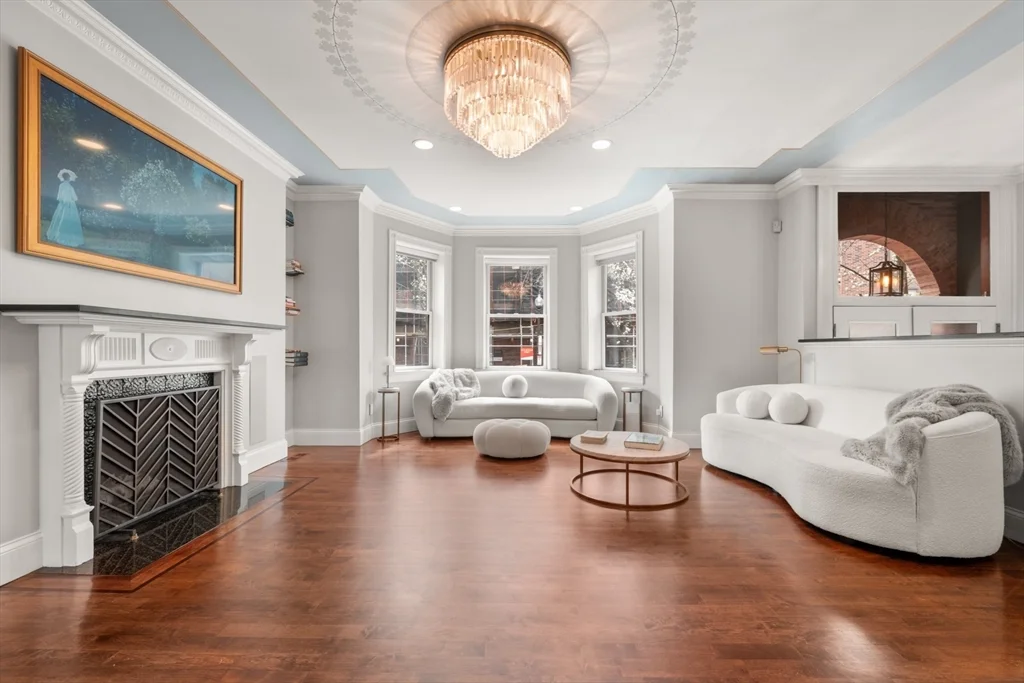 61 Saint Botolph St, Back Bay
