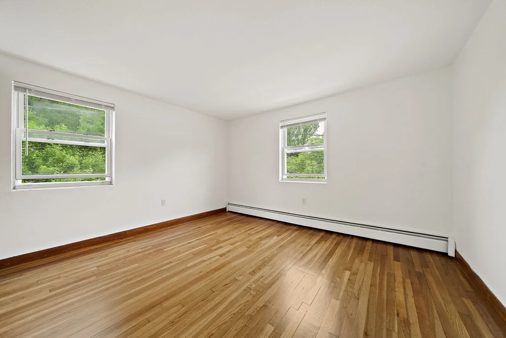 161 Neponset Valley Pkwy, Hyde Park