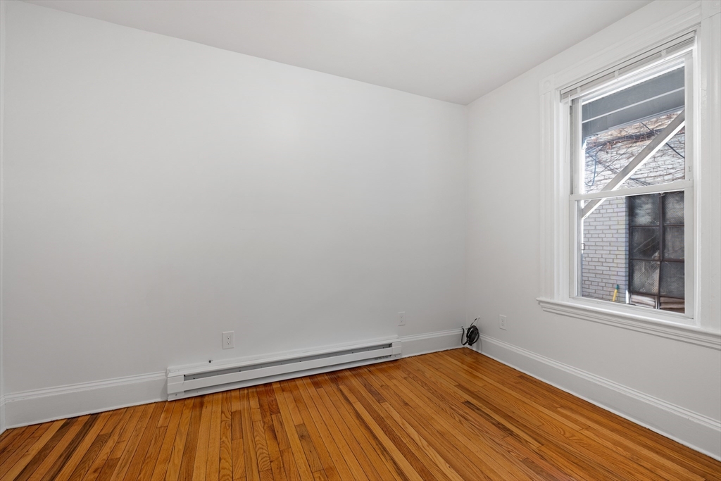 138 K St, South Boston