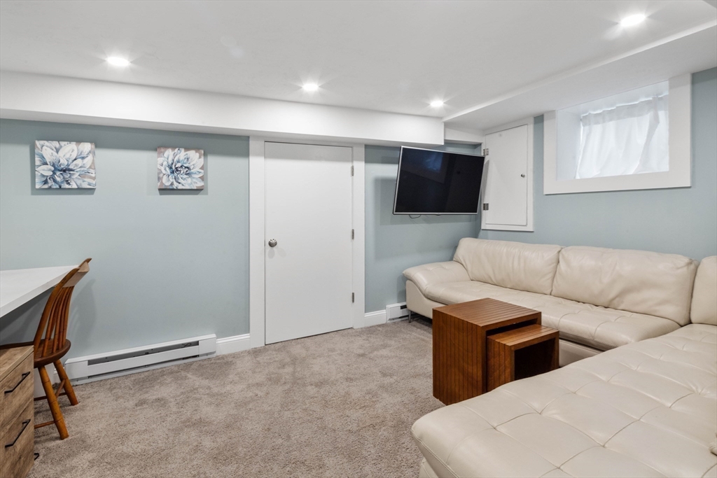 44 Antwerp St, East Milton