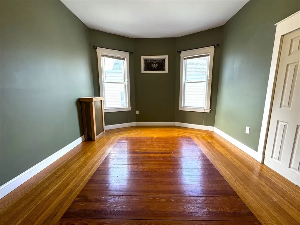 24 Weld Hill St, Jamaica Plain