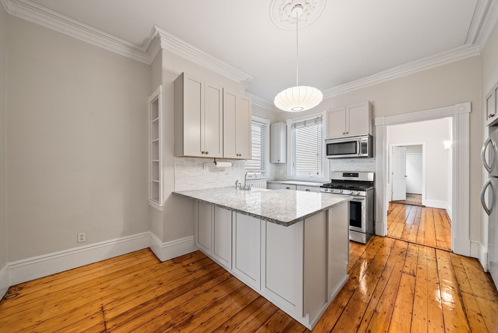 118 Princeton St, East Boston