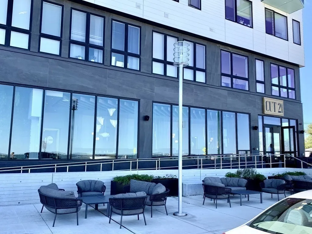 376 Ocean Ave, Revere Beach