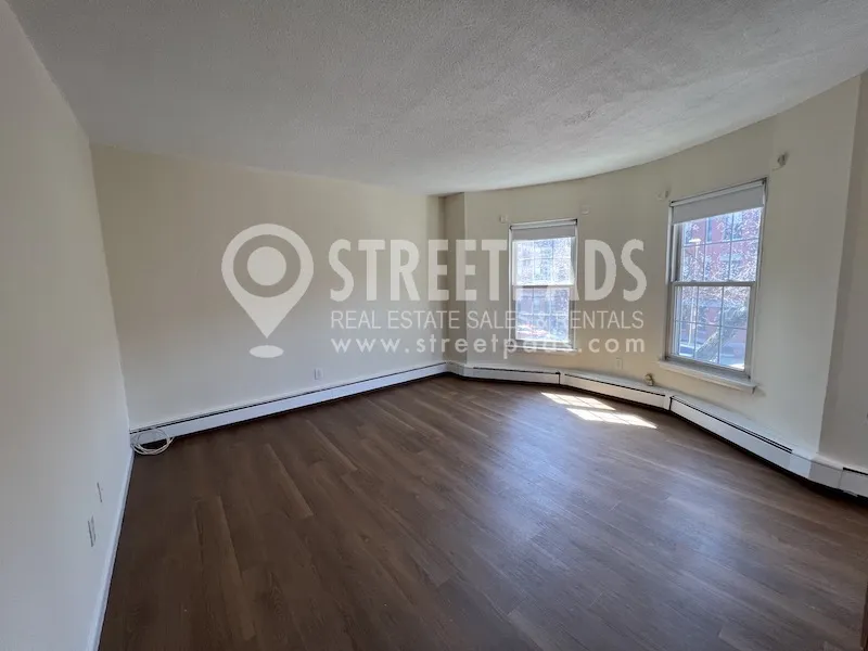 54 South Huntington Ave, Mission Hill